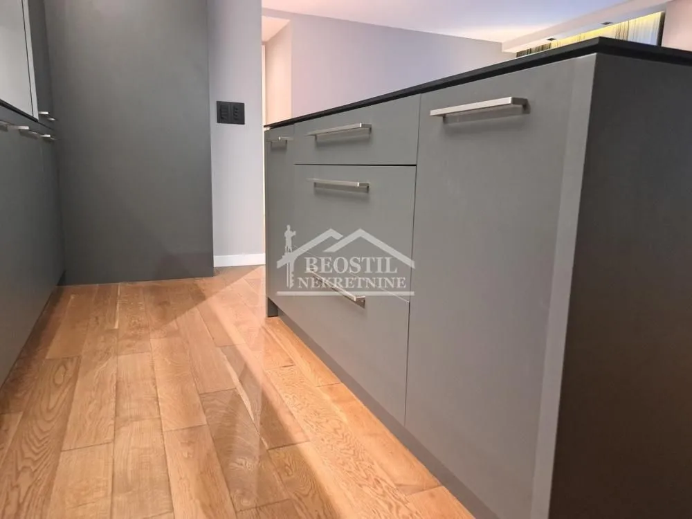 Prodaja, dvosoban stan, 61m², Novi Beograd Blok 38, Novi Beograd Sve Podlokacije