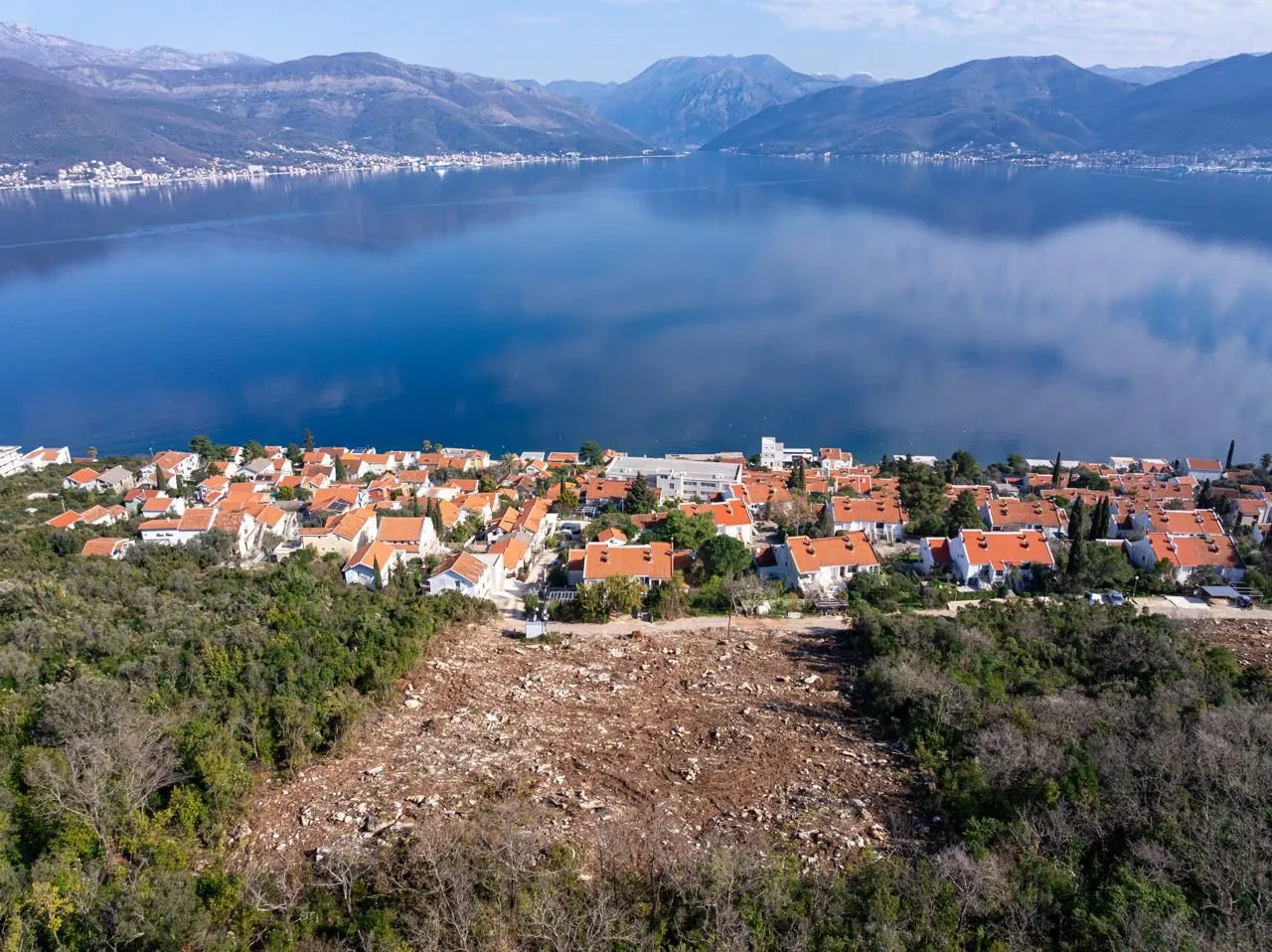 Prodaja, plac, 9748m², Krašići, Tivat