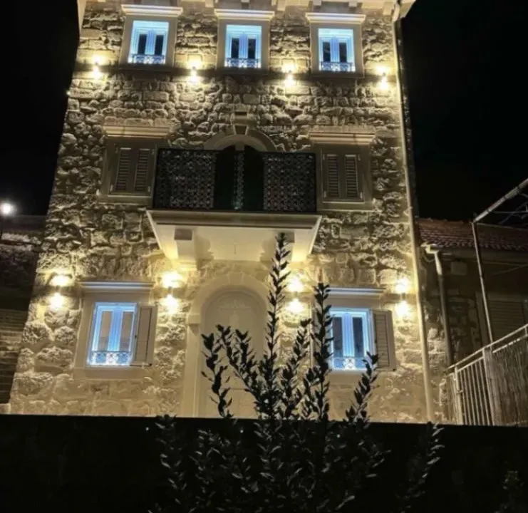 Rent, house, 96m², Perast, Kotor