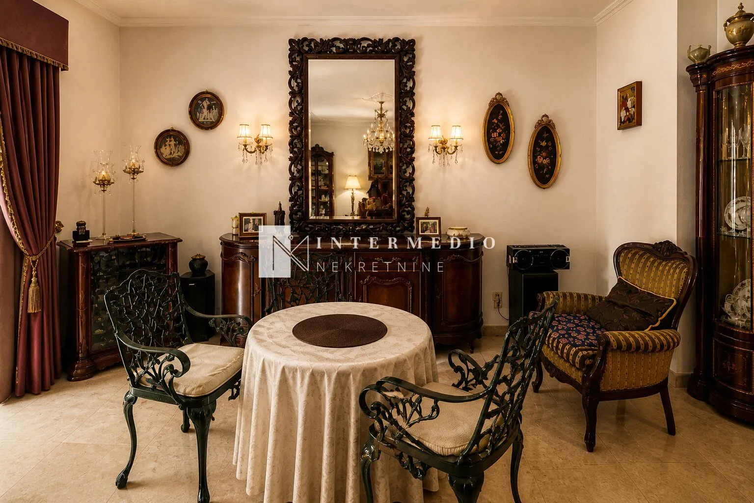 Prodaja, kuća, 191m², Igalo, Herceg Novi