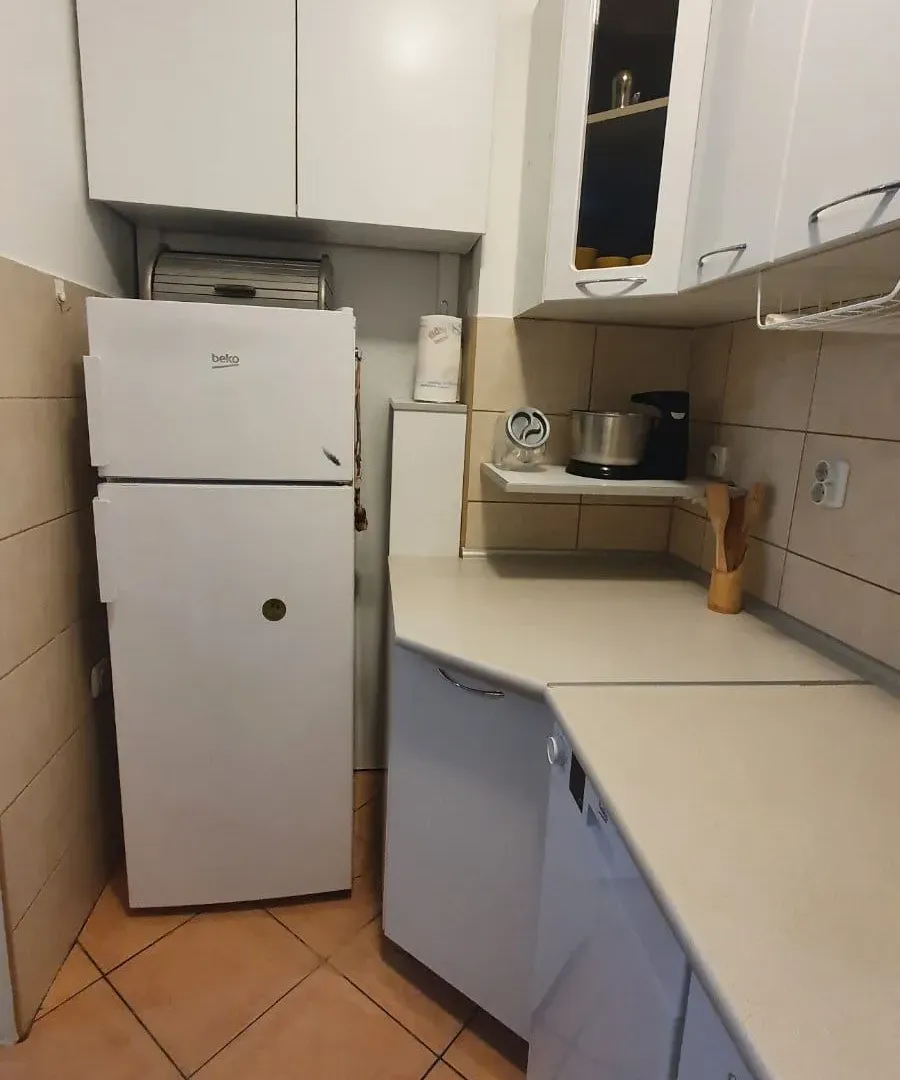 Izdavanje, dvosoban stan, 63m², Blok 9, Podgorica