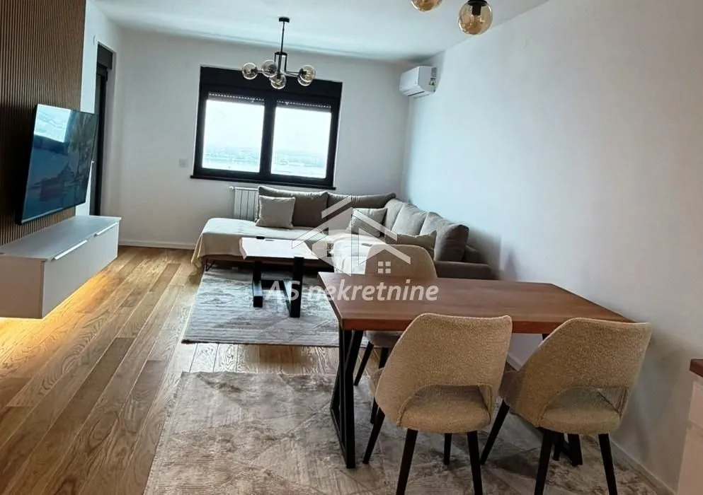Rent, three bedroom apartment, 70m², Hala Pionir, Palilula Sve Podlokacije