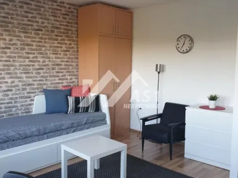 Izdavanje, jednosoban stan, 28m², Liman 3, Novi Sad Sve Podlokacije - image 2