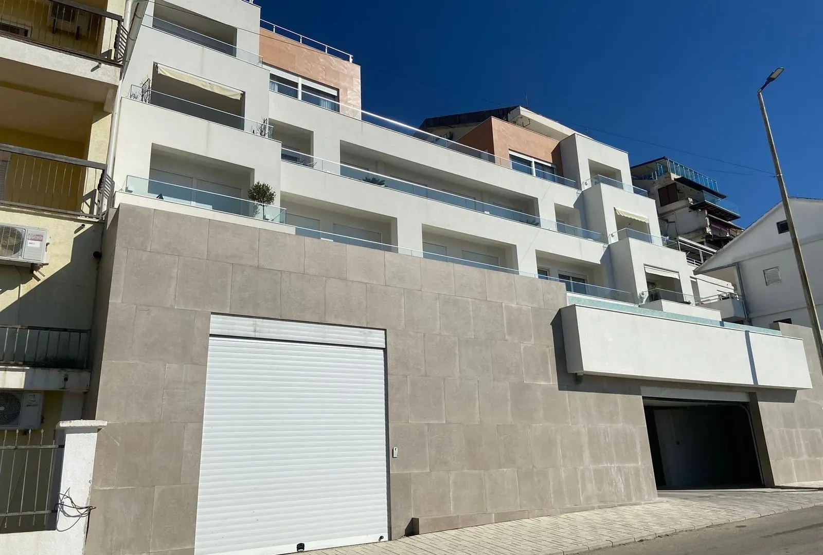 Rent, one bedroom apartment, 41m², Ulcinj, Crna Gora