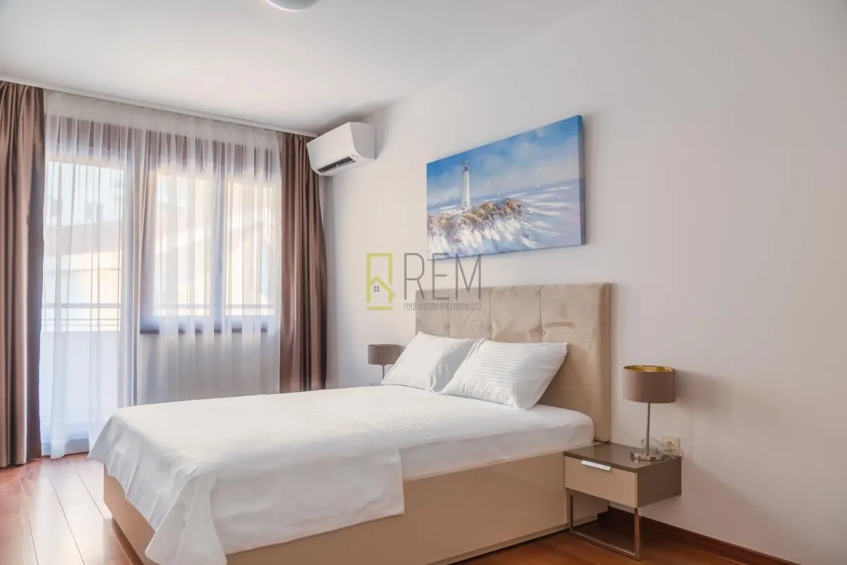 Sale, two bedroom apartment, 89m², Bečići, Budva