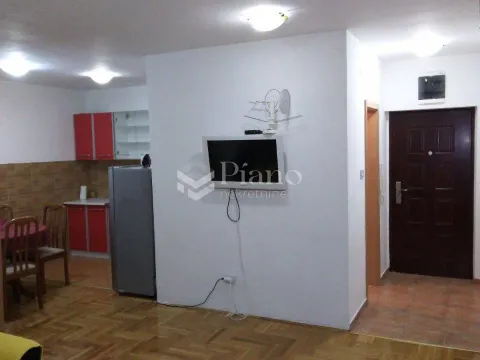 Rent, one bedroom apartment, 42m², Podgorica, Crna Gora - image 3