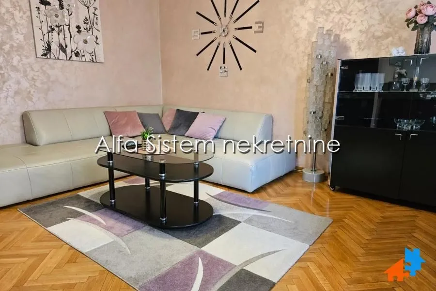 Rent, three bedroom apartment, 87m², Slavija, Vračar Sve Podlokacije