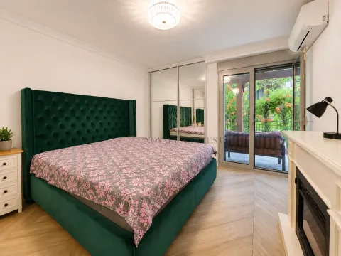 Rent, three bedroom apartment, 150m², Gorica C, Podgorica - image 14