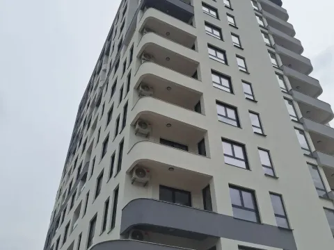 Prodaja, dvosoban stan, 58m², Centar, Bar - image 2