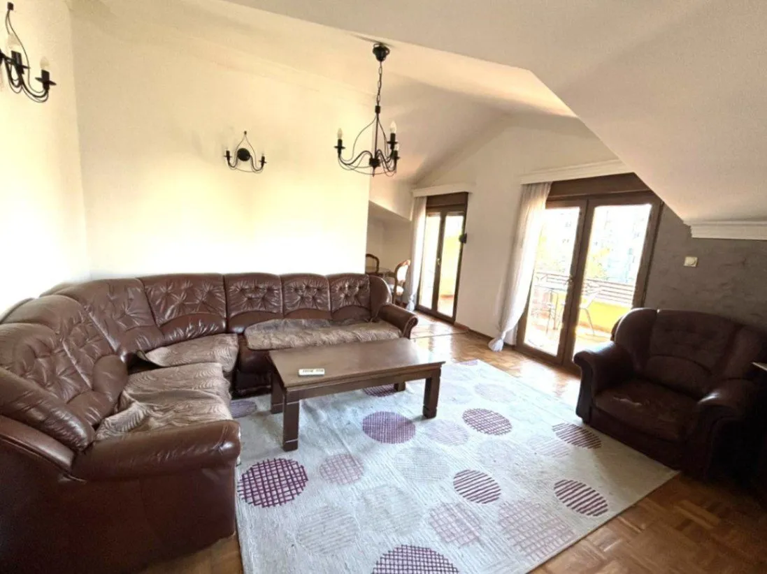 Prodaja, trosoban stan, 80m², Stari Aerodrom, Podgorica