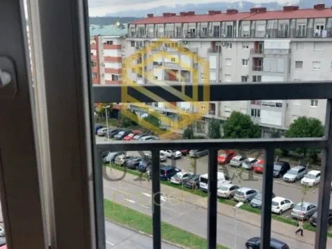 Izdavanje, dvosoban stan, 63m², Stari Aerodrom, Podgorica - image 10