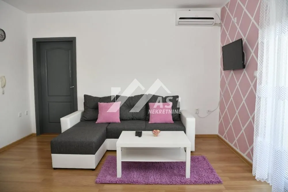 Izdavanje, jednosoban stan, 40m², Klisa, Novi Sad Sve Podlokacije