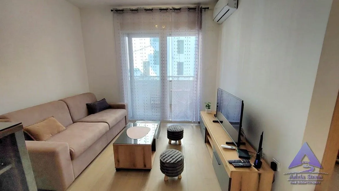 Rent, one bedroom apartment, 35m², Velji Vinogradi, Budva