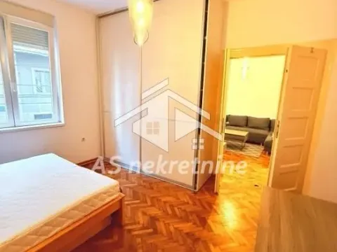 Rent, apartment, 68m², Kalenić Pijaca, Vračar Sve Podlokacije - image 12