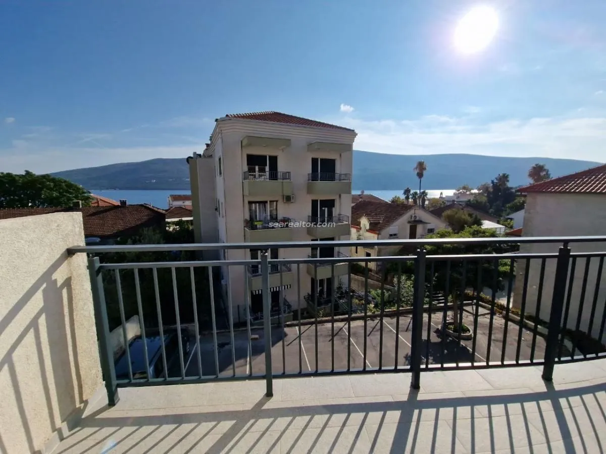 Sale, one bedroom apartment, 47m², Đenovići, Herceg Novi