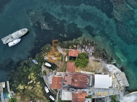 Prodaja, ugostiteljski objekat, 400m², Tivat, Crna Gora - image 20