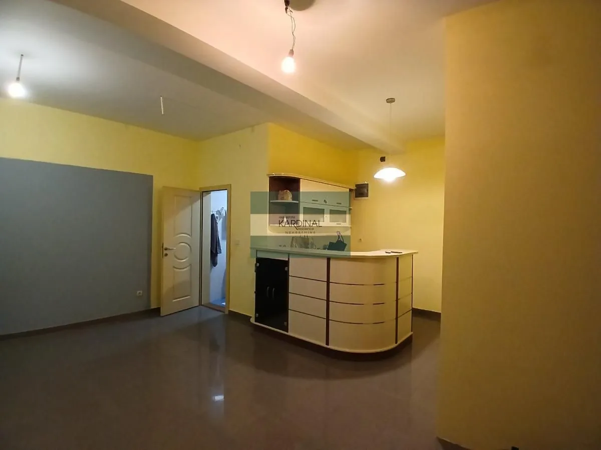 Prodaja, garsonjera, 39m², Centar, Vrnjačka Banja