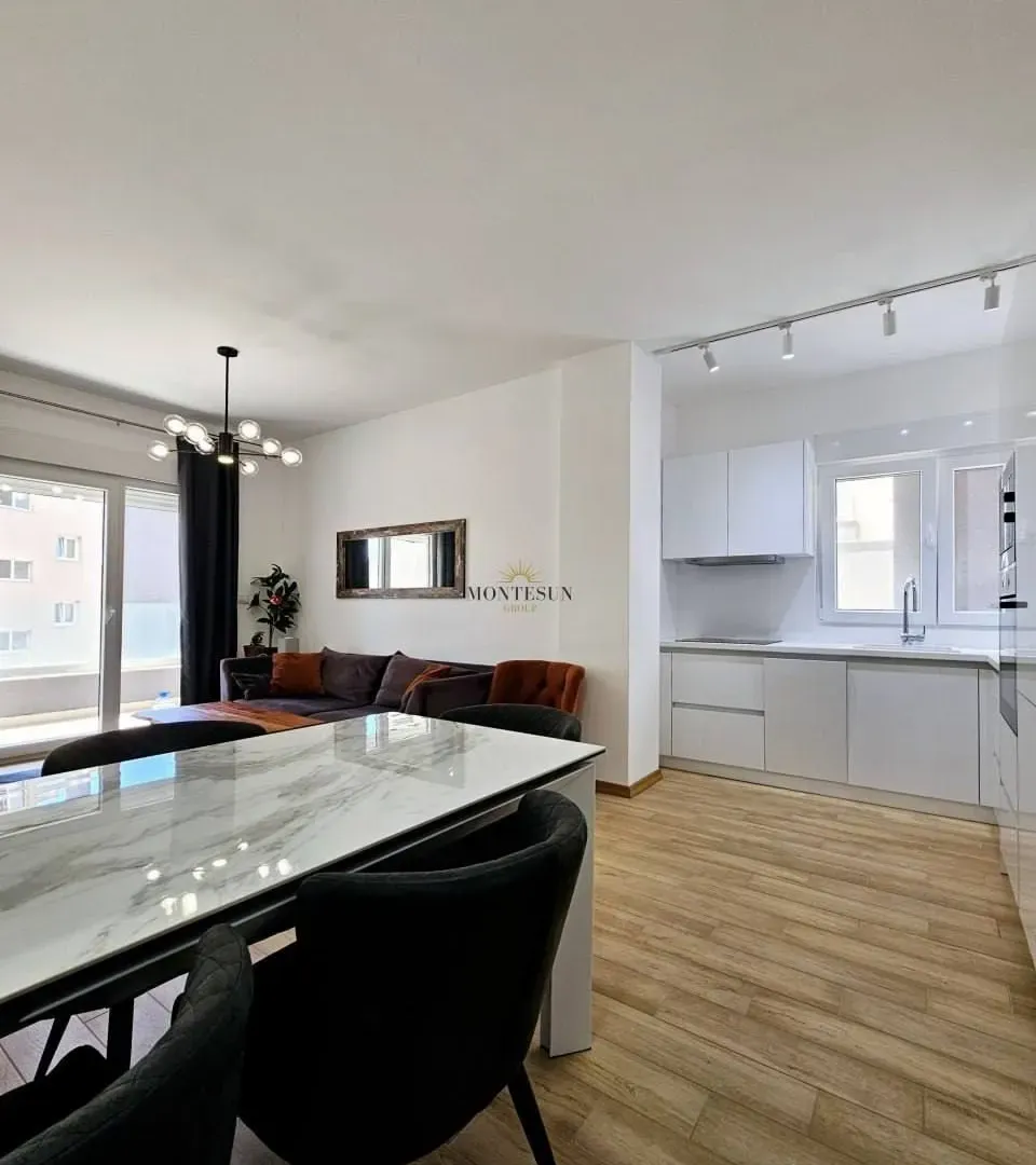Rent, two bedroom apartment, 78m², Budva, Crna Gora
