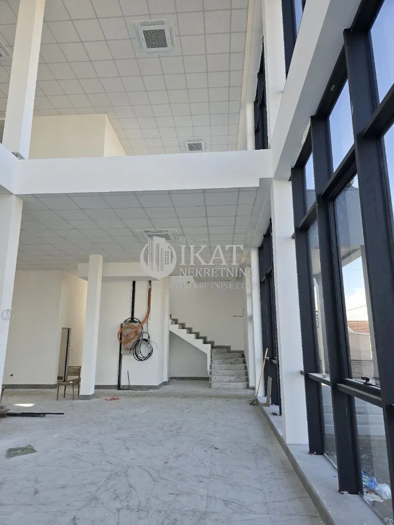 Izdavanje, poslovni prostor, 3440m², Šimanovci, Pećinci