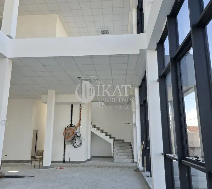 Izdavanje, poslovni prostor, 3440m², Šimanovci, Pećinci