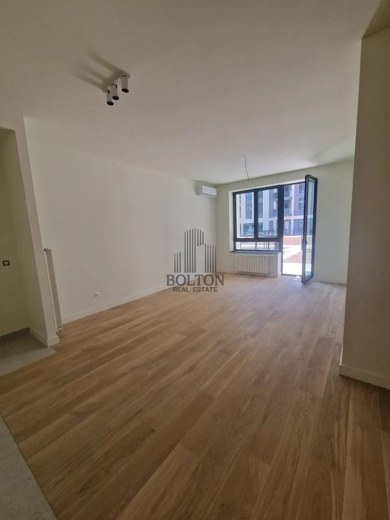 Prodaja, četvorosoban stan, 121m², Savski Venac, Beograd