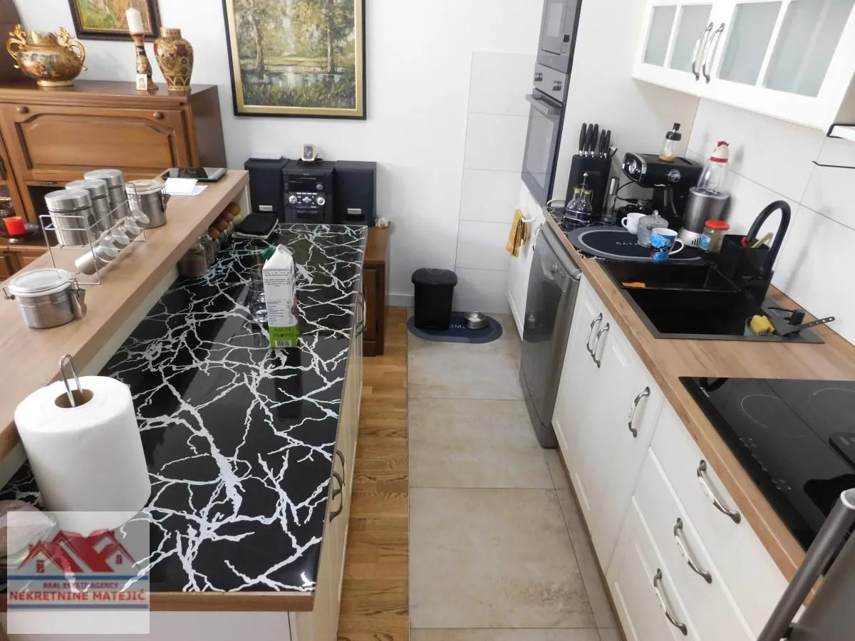 Prodaja, dvosoban stan, 67m², Mala vaga, Kragujevac