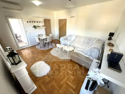 Izdavanje, jednosoban stan, 50m², Ljubović, Podgorica - image 2