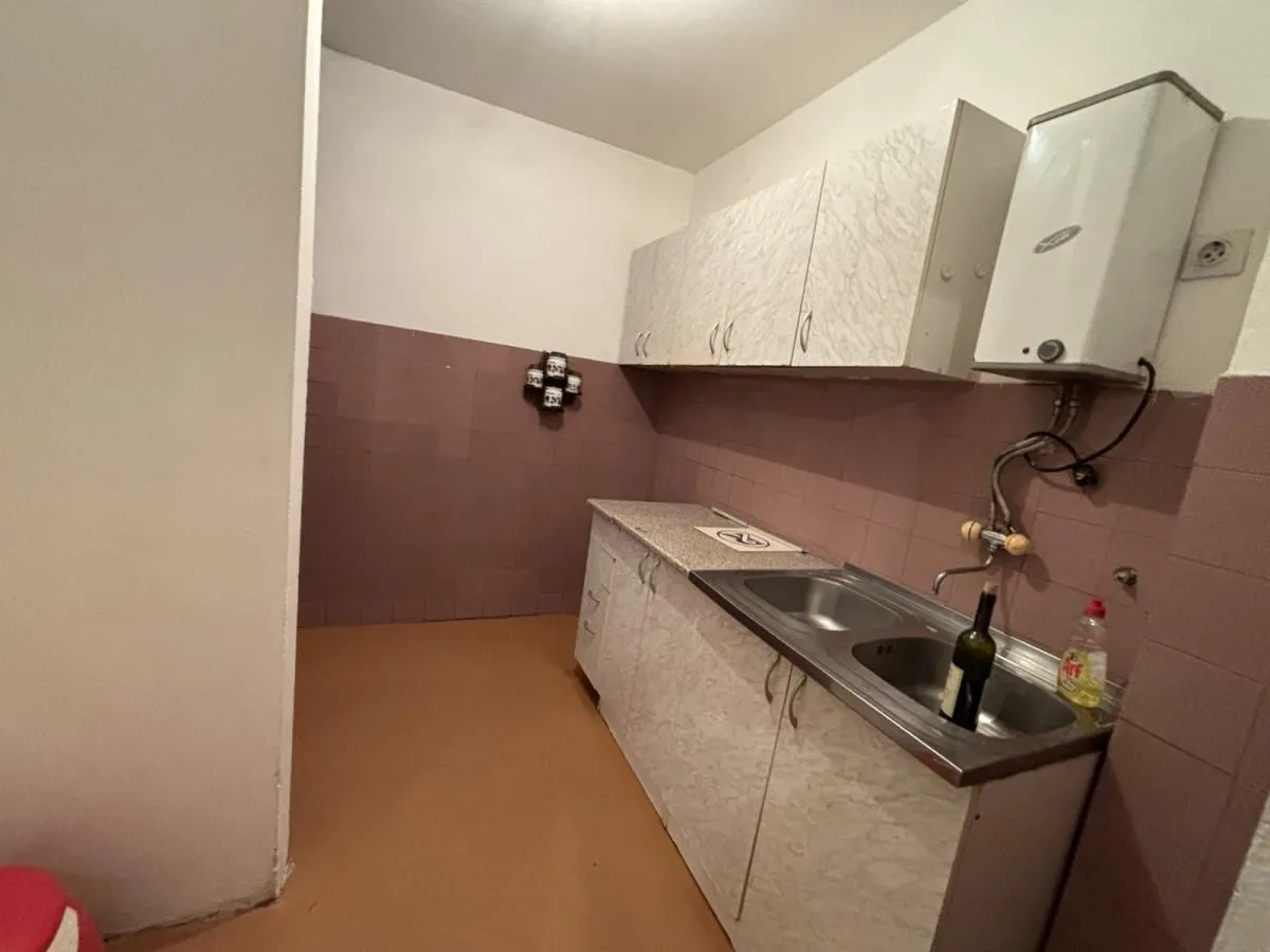 Prodaja, trosoban stan, 75m², Budžino brdo, Jagodina