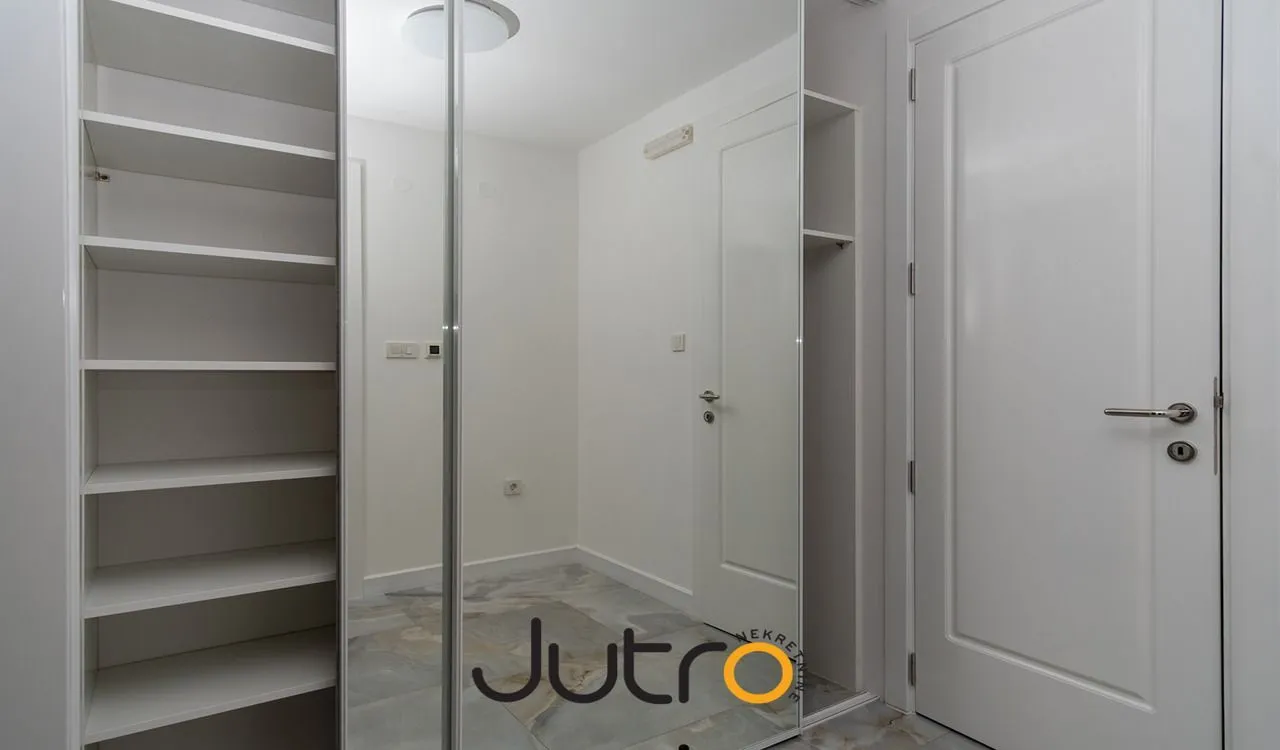 Rent, three bedroom apartment, 100m², Gorica C, Podgorica
