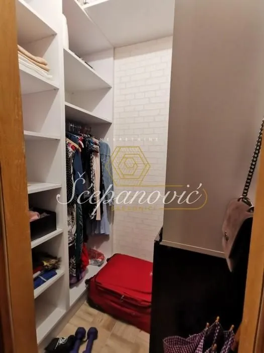 Prodaja, dvosoban stan, 52m², Grbavica, Novi Sad Sve Podlokacije