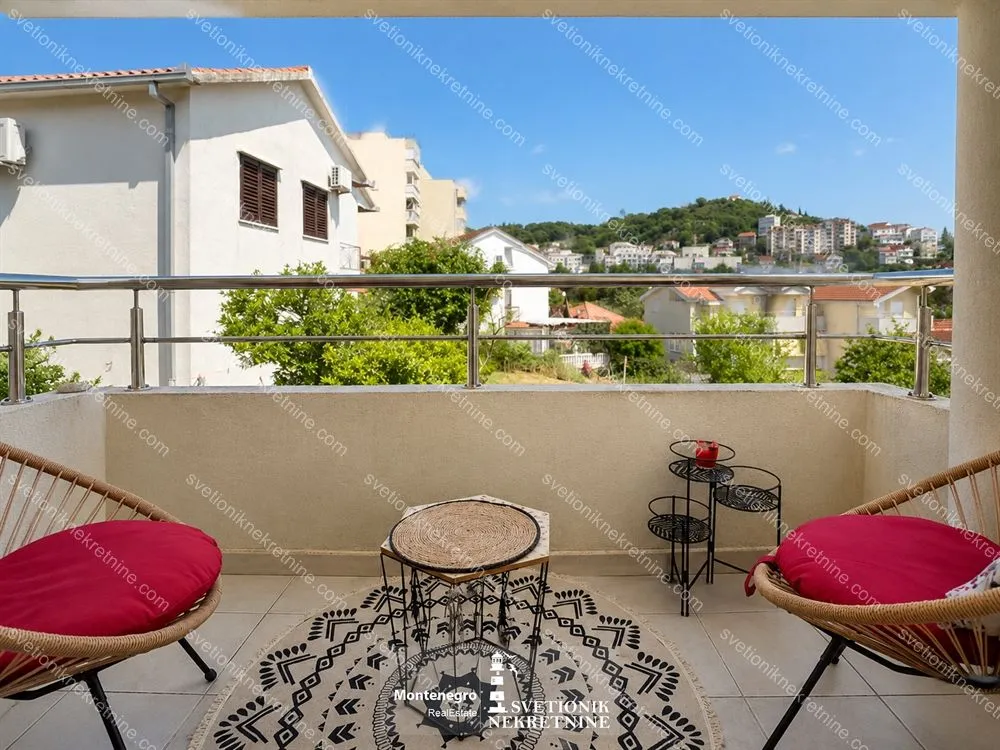 Prodaja, dvosoban stan, 93m², Topla, Herceg Novi