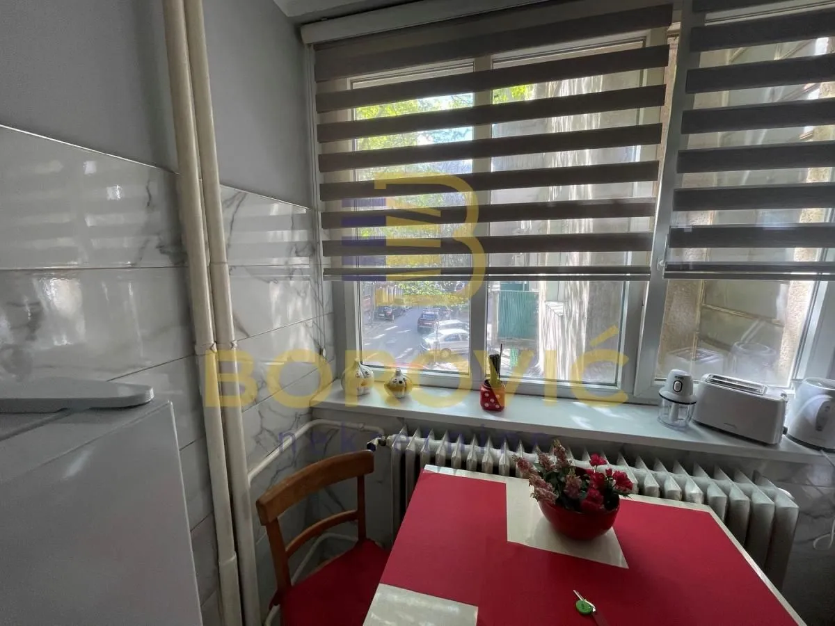 Rent, two bedroom apartment, 50m², Čubura, Beograd