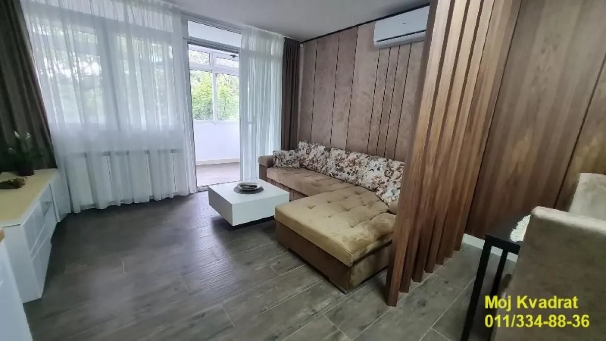 Izdavanje, dvosoban stan, 50m², Novi Beograd Sve Podlokacije, Beograd