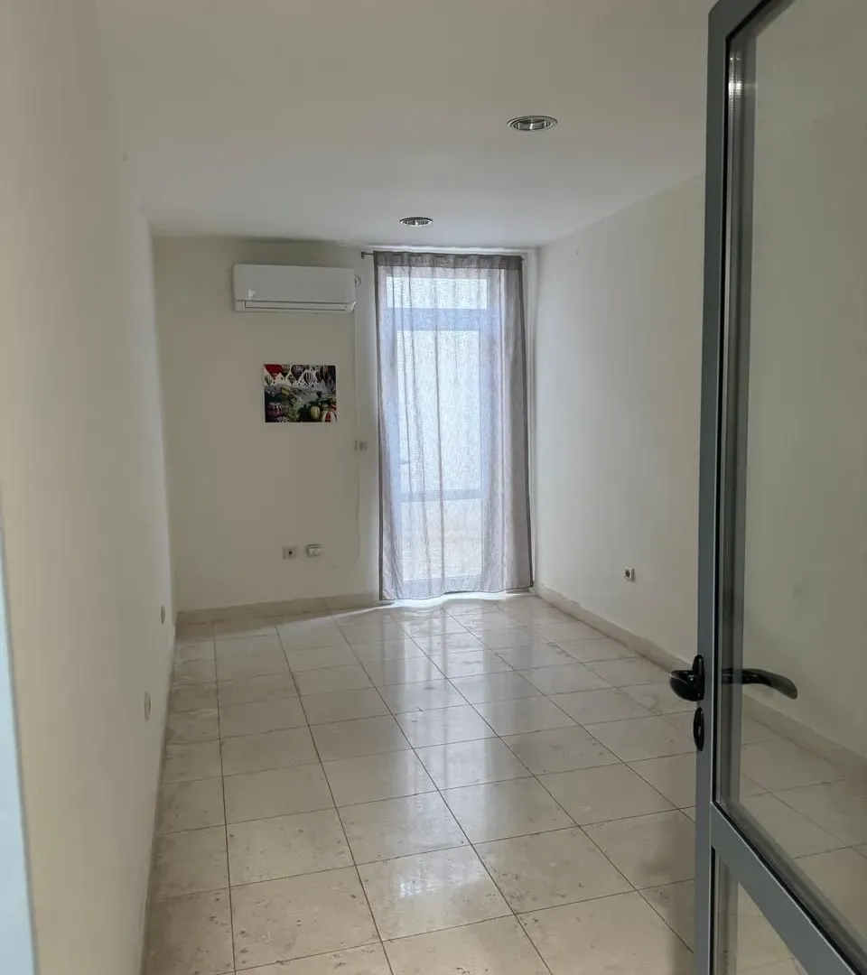 Rent, office space, 190m², Centar, Budva