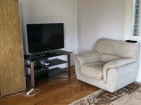 Rent, house, 140m², Farmaci, Podgorica - image 7