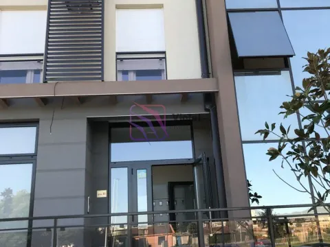 Rent, two bedroom apartment, 71m², Ljubović, Podgorica - image 2