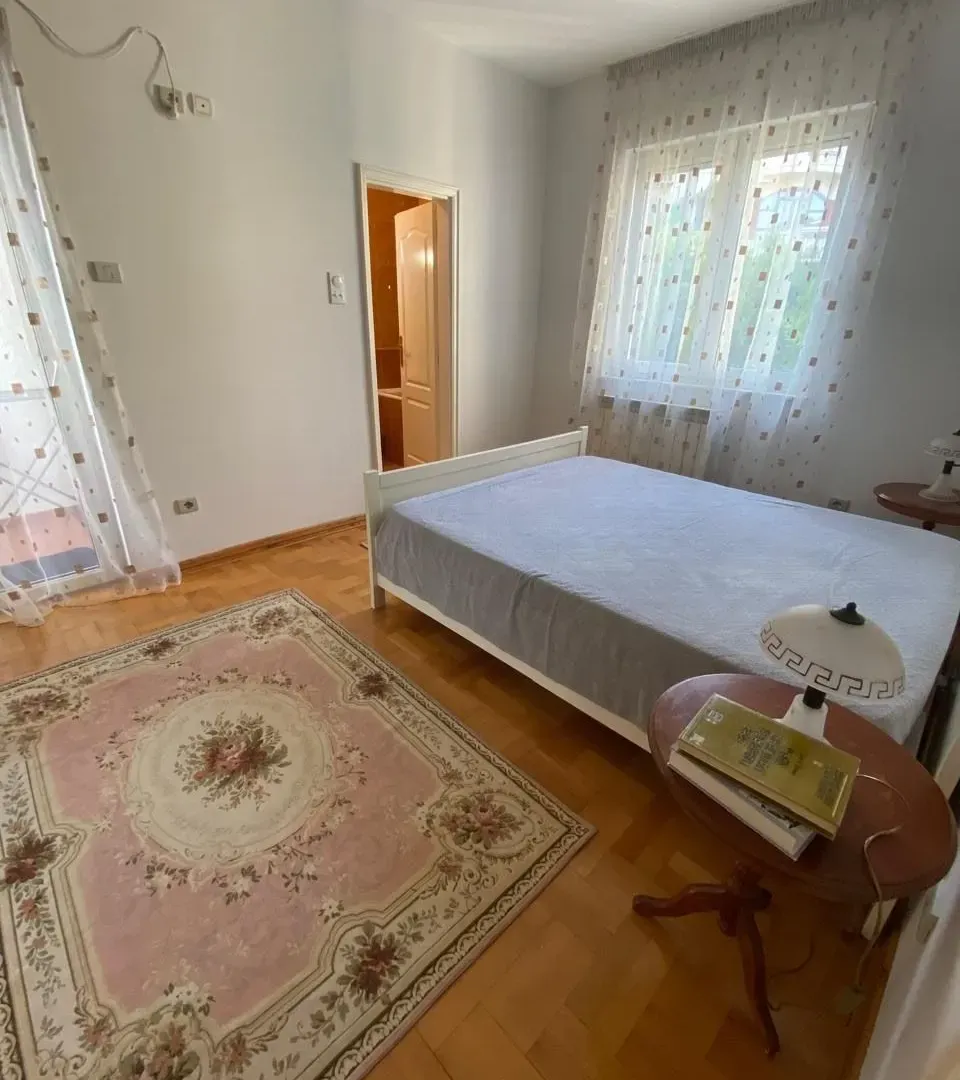 Rent, three bedroom apartment, 115m², Centar, Podgorica