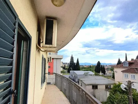 Prodaja, trosoban stan, 130m², Gorica C, Podgorica - image 11