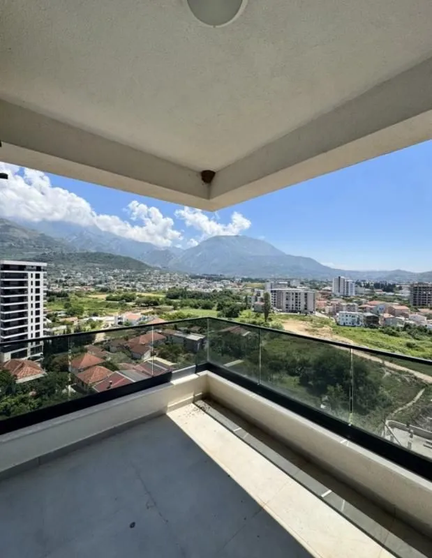 Prodaja, dvosoban stan, 74m², Bar, Crna Gora