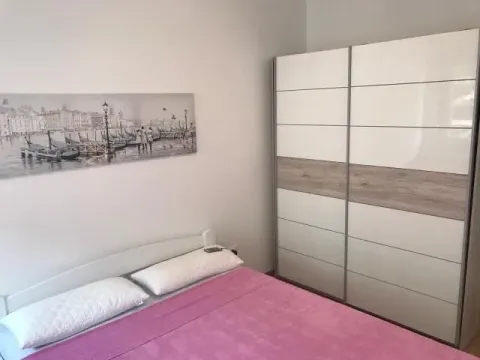 Rent, one bedroom apartment, 43m², City Kej, Podgorica - image 2