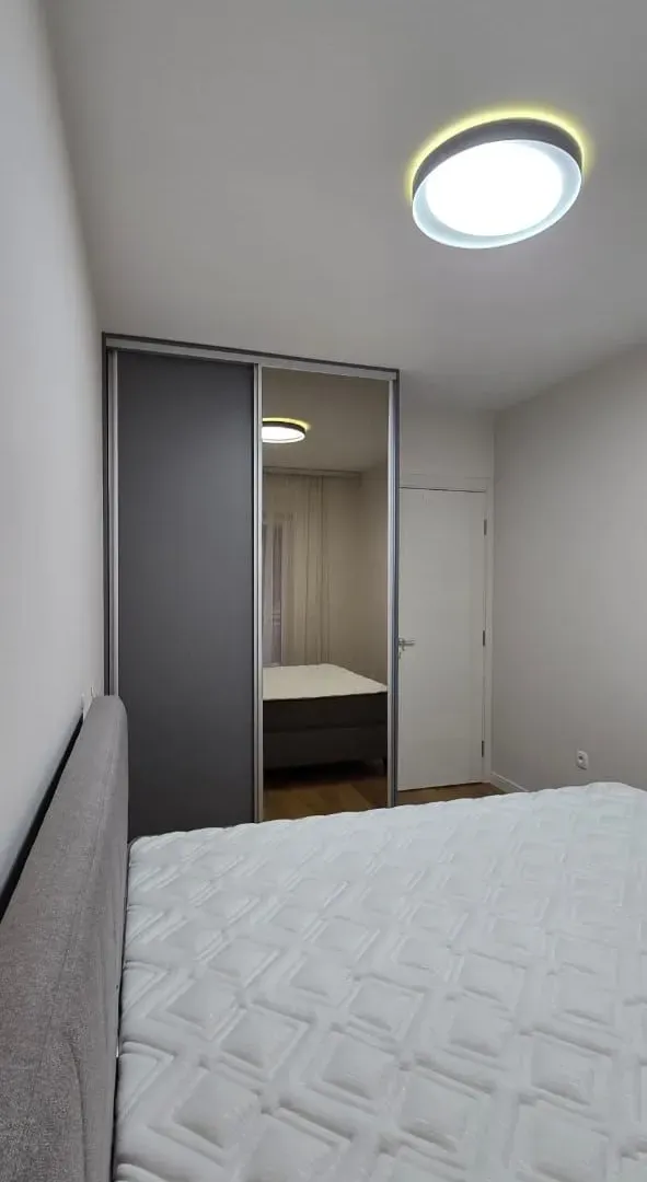 Izdavanje, jednosoban stan, 50m², Central Point, Podgorica