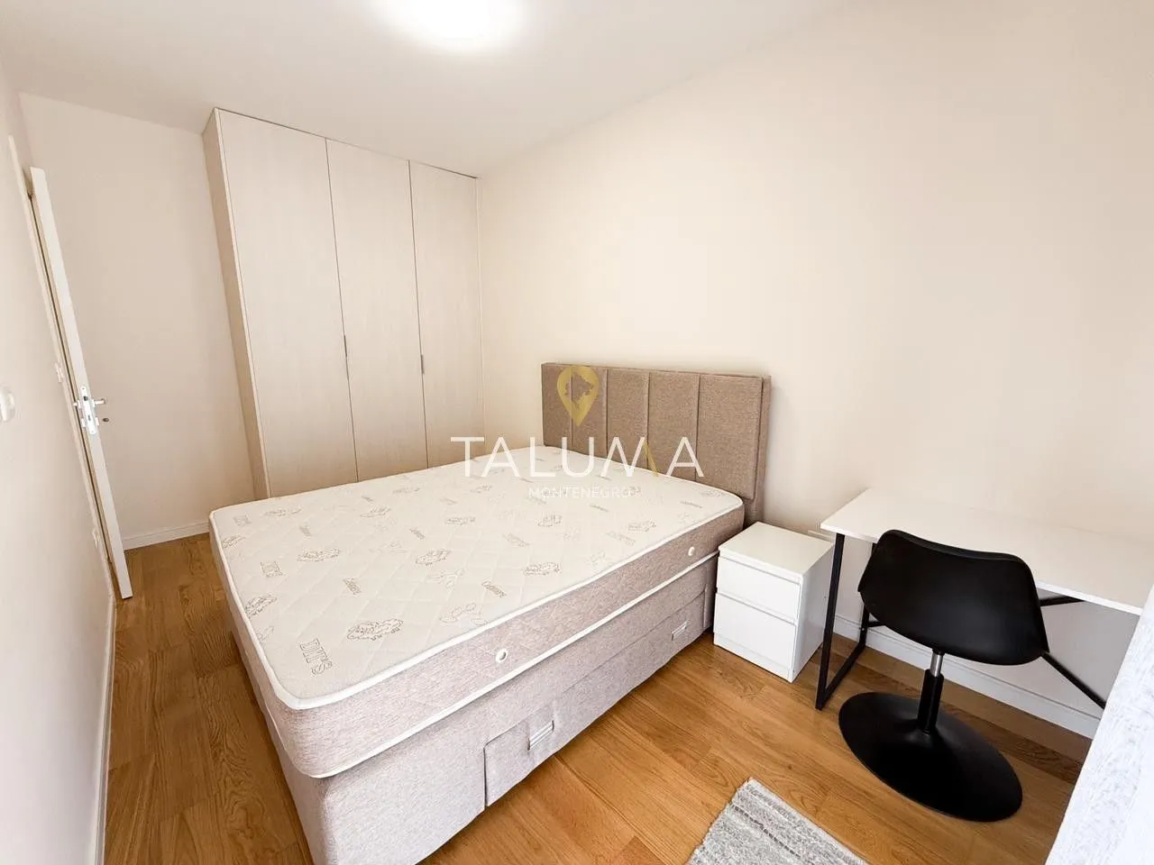 Izdavanje, jednosoban stan, 40m², City Kvart, Podgorica