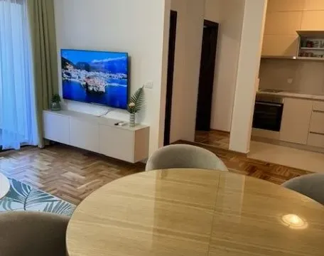 Izdavanje, jednosoban stan, 48m², Bečići, Budva - image 6