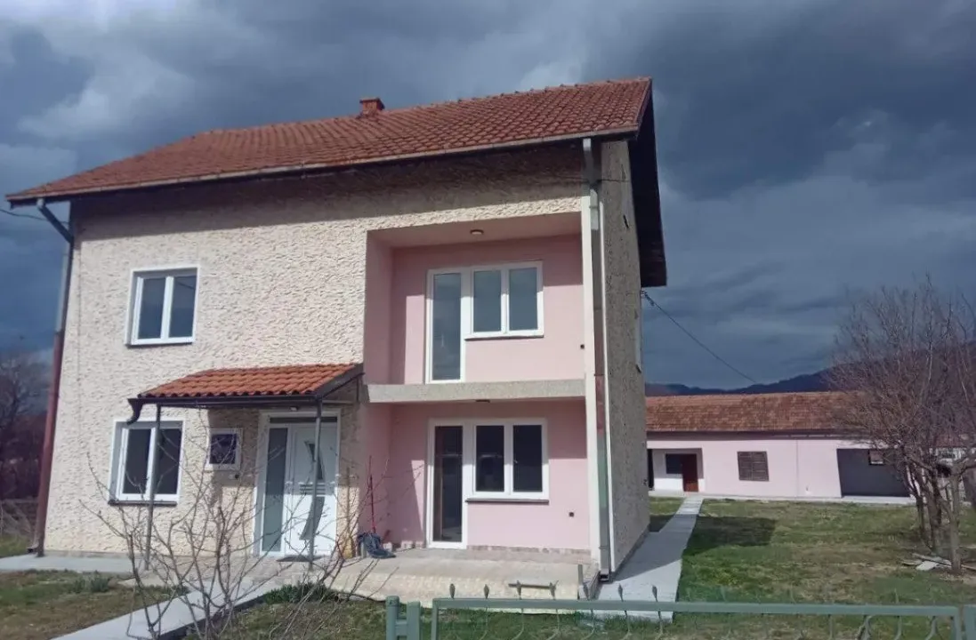 Sale, house, 200m², Vrnjačka Banja, Srbija