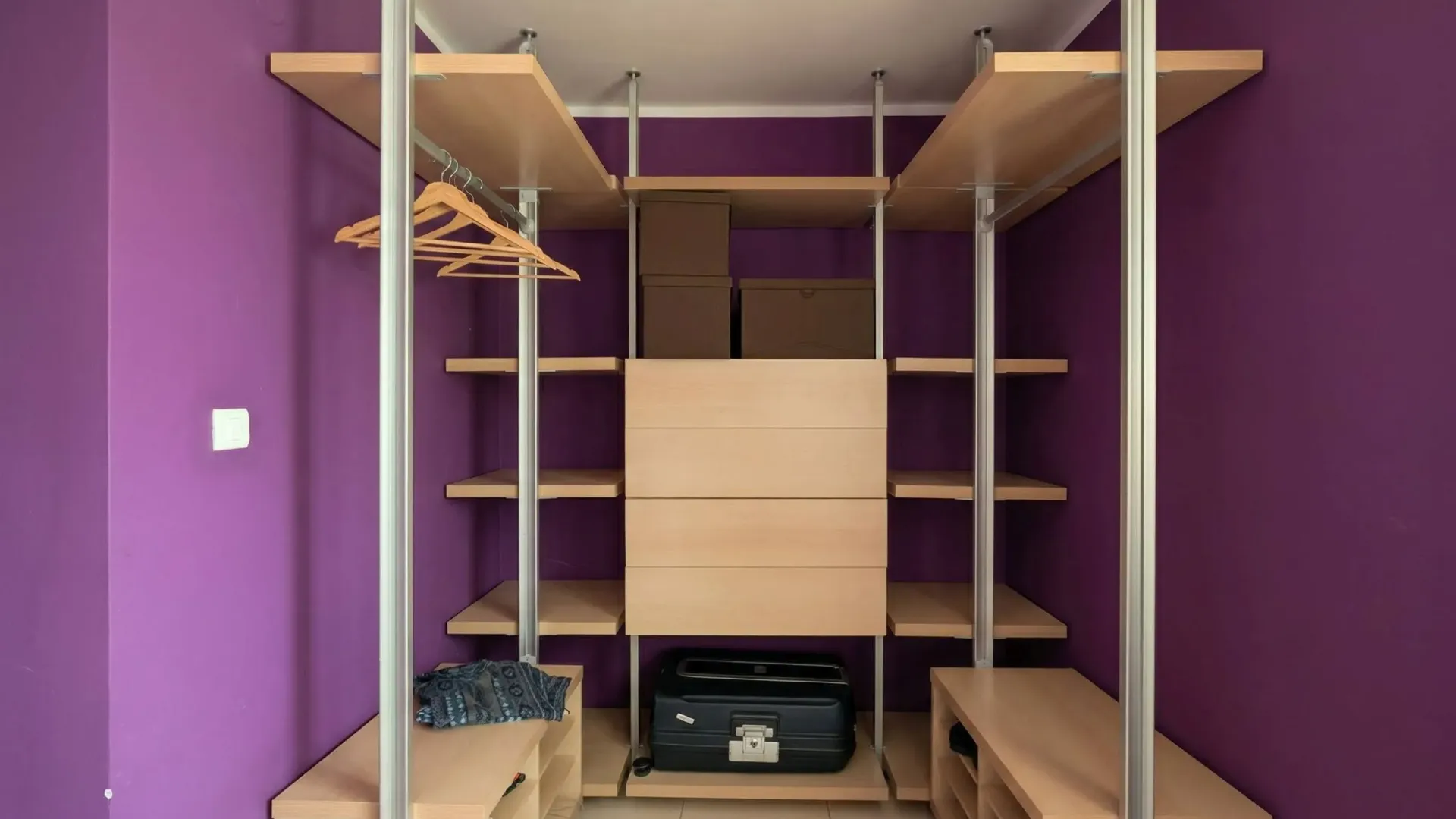 Sale, five bedroom apartment, 111m², Bečići, Budva