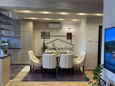 Sale, four bedroom apartment, 105m², Bulevar patrijarha Pavla, Novi Sad Sve Podlokacije - image 12