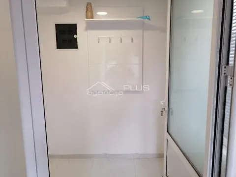 Rent, one bedroom apartment, 40m², Bulbulder, Zvezdara Sve Podlokacije - image 2