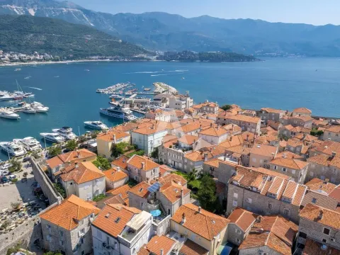 Sale, house, 288m², Stari Grad, Budva - image 22