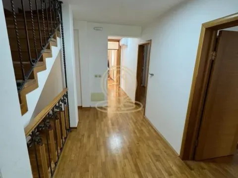 Rent, house, 320m², Višnjička Banja, Palilula Sve Podlokacije - image 13