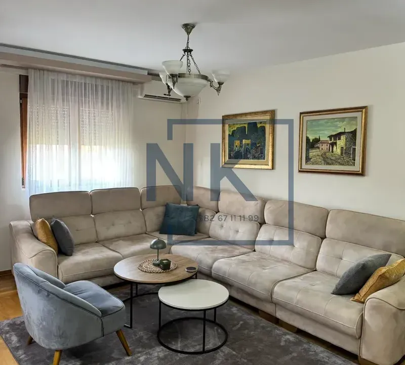 Prodaja, trosoban stan, 87m², Stari Aerodrom, Podgorica